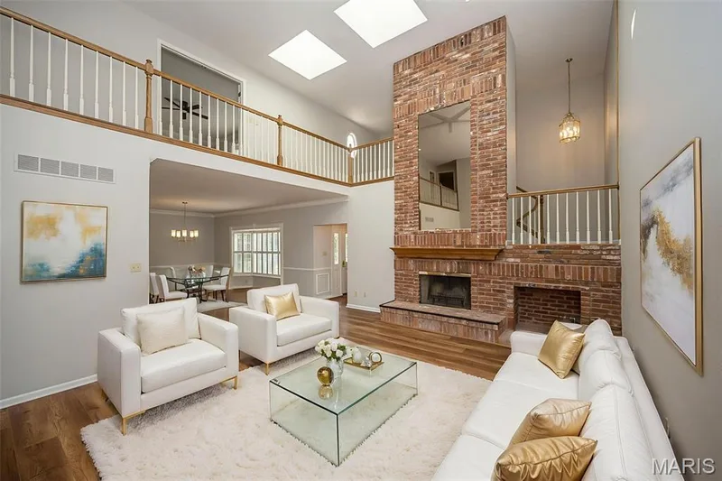 14380 Cedar Springs Drive, Chesterfield, MO 63017 — listing photo 7 of 42