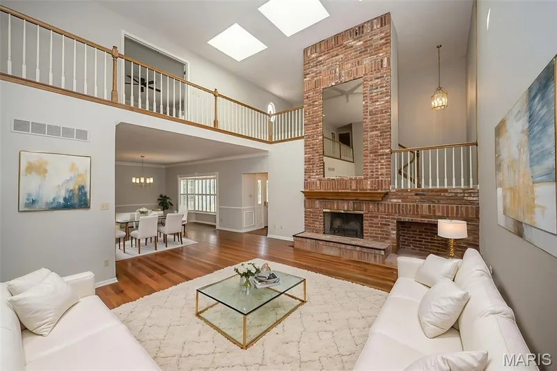 14380 Cedar Springs Drive, Chesterfield, MO 63017 — listing photo 9 of 42