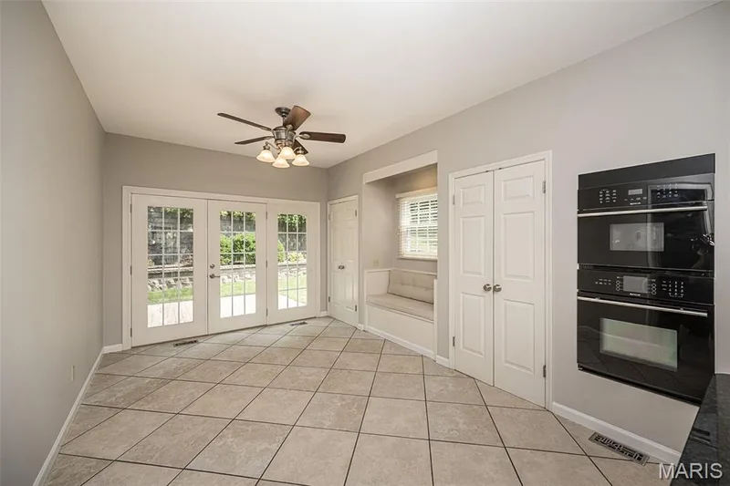 14380 Cedar Springs Drive, Chesterfield, MO 63017 — listing photo 16 of 42