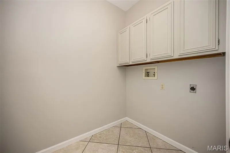14380 Cedar Springs Drive, Chesterfield, MO 63017 — listing photo 18 of 42