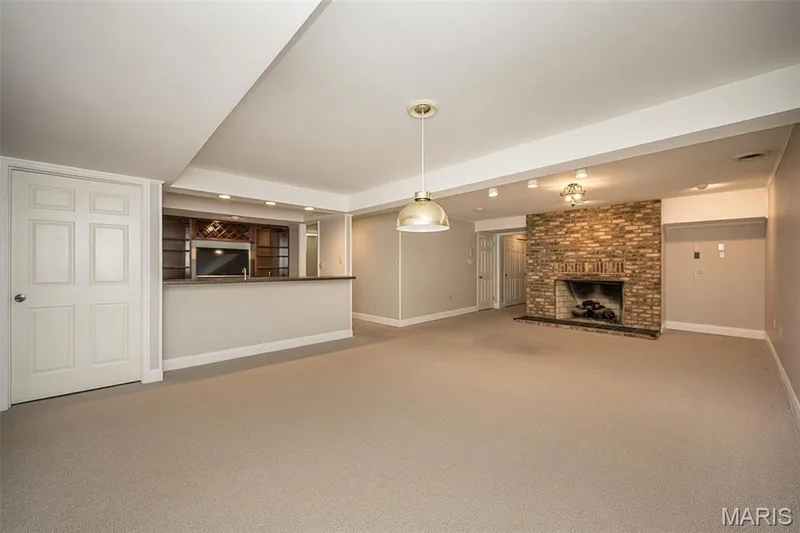 14380 Cedar Springs Drive, Chesterfield, MO 63017 — listing photo 34 of 42
