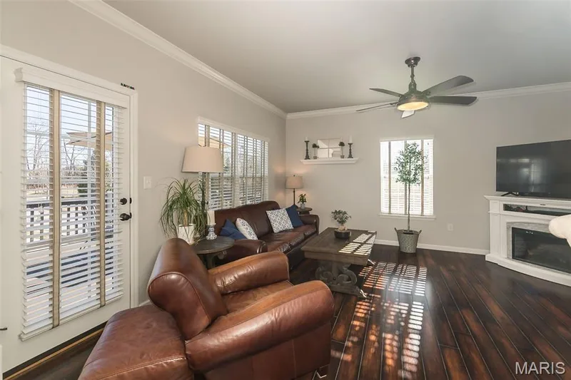 2736 Grover Crossing Drive, Wildwood, MO 63040 — listing photo 5 of 34