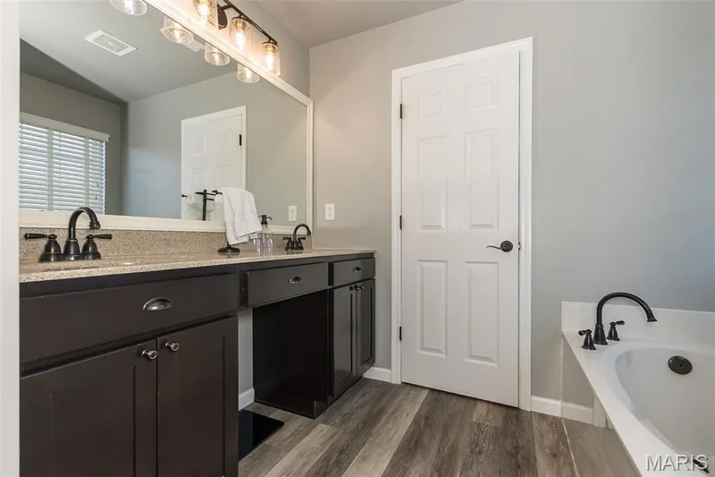 2736 Grover Crossing Drive, Wildwood, MO 63040 — listing photo 22 of 34