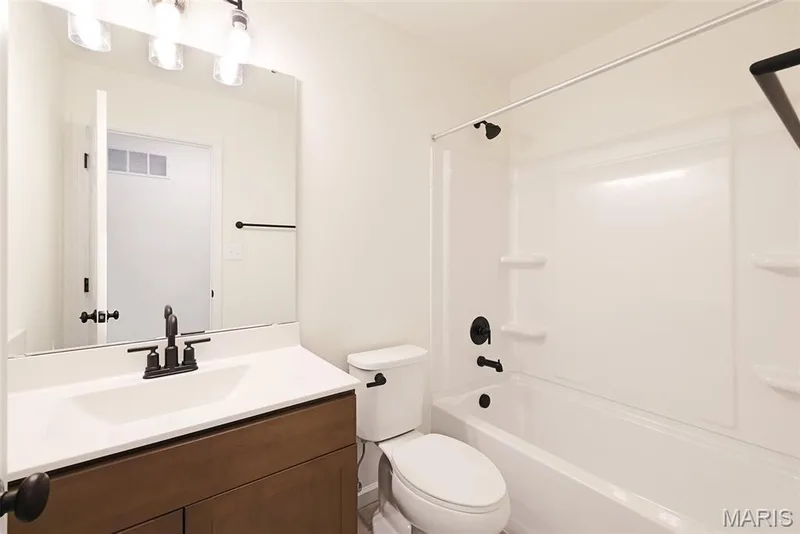 31 Bluestem Court, Lake St. Louis, MO 63367 — listing photo 25 of 28