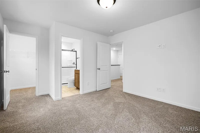 168 Sunset Terrace Drive, O'Fallon, MO 63385 — listing photo 5 of 24