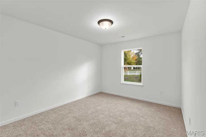 27 Shady Elm Court, St Charles, MO 63301 — listing photo 9 of 34