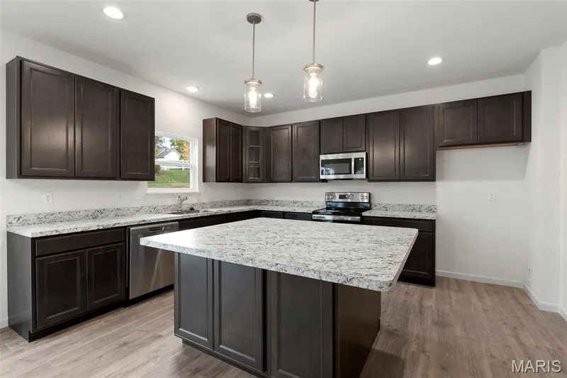 27 Shady Elm Court, St Charles, MO 63301 — listing photo 22 of 34