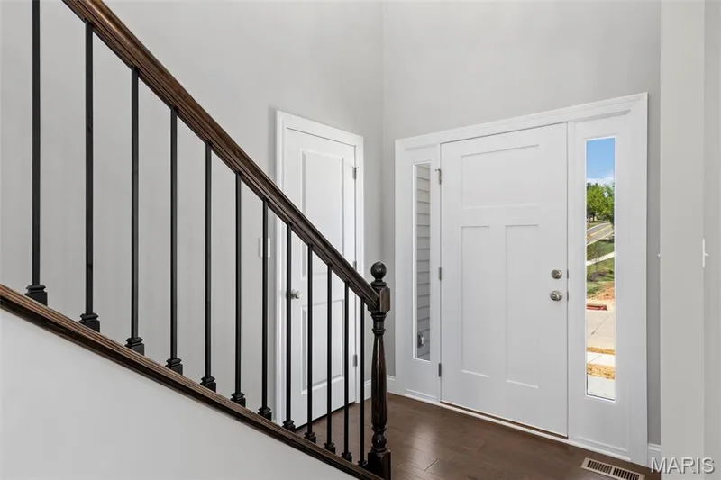 2 Pin Oak at Harvest Estates, O'Fallon, MO 63385 — listing photo 5 of 32
