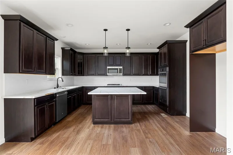 2 Sequoia at Harvest Estates, O'Fallon, MO 63385 — listing photo 10 of 29