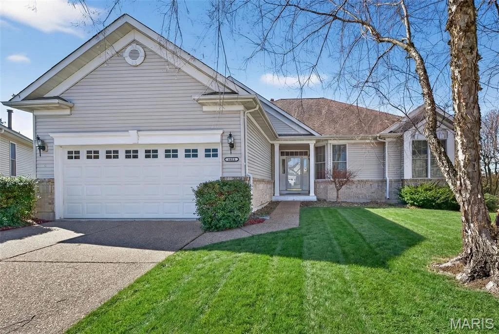 2098 Hawks Landing Drive #S, Lake St. Louis, MO 63367 — listing photo 1 of 85