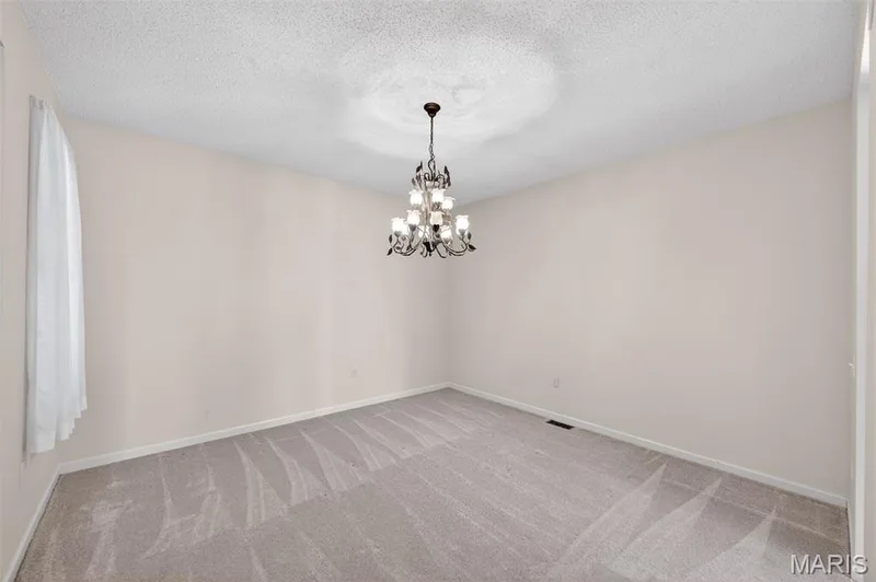 2098 Hawks Landing Drive #S, Lake St. Louis, MO 63367 — listing photo 20 of 85