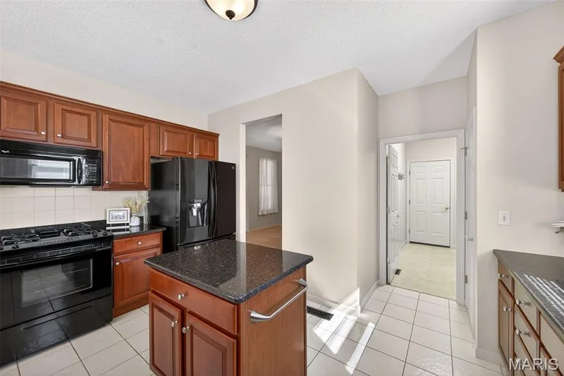 2098 Hawks Landing Drive #S, Lake St. Louis, MO 63367 — listing photo 25 of 85