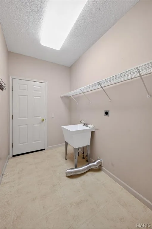 2098 Hawks Landing Drive #S, Lake St. Louis, MO 63367 — listing photo 30 of 85