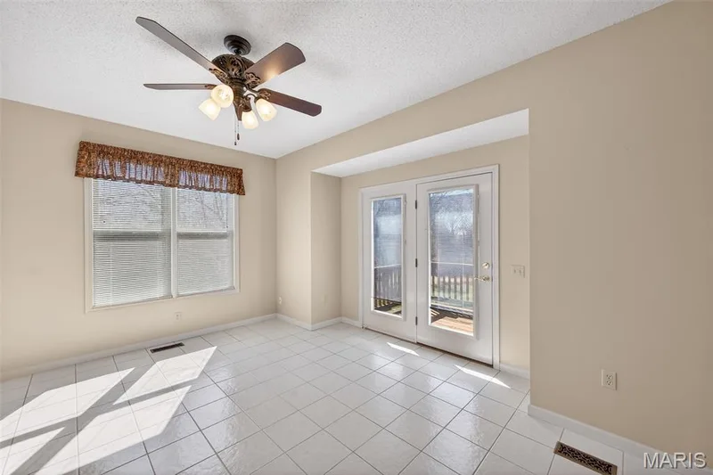 2098 Hawks Landing Drive #S, Lake St. Louis, MO 63367 — listing photo 31 of 85