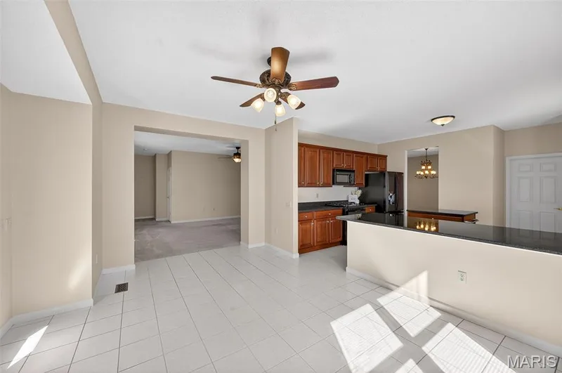 2098 Hawks Landing Drive #S, Lake St. Louis, MO 63367 — listing photo 33 of 85