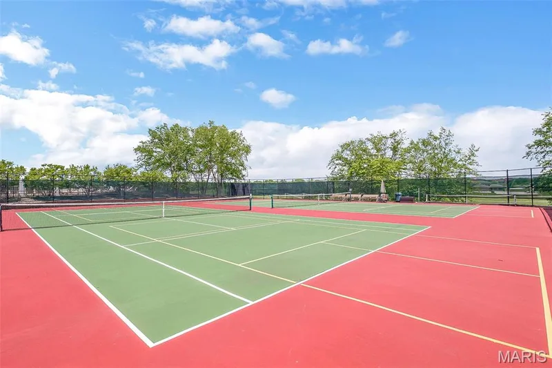 2098 Hawks Landing Drive #S, Lake St. Louis, MO 63367 — listing photo 73 of 85
