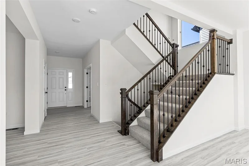 537 Evening Primrose Drive, Wentzville, MO 63385 — listing photo 2 of 29