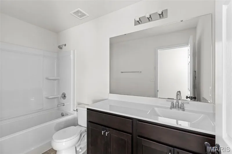 537 Evening Primrose Drive, Wentzville, MO 63385 — listing photo 20 of 29