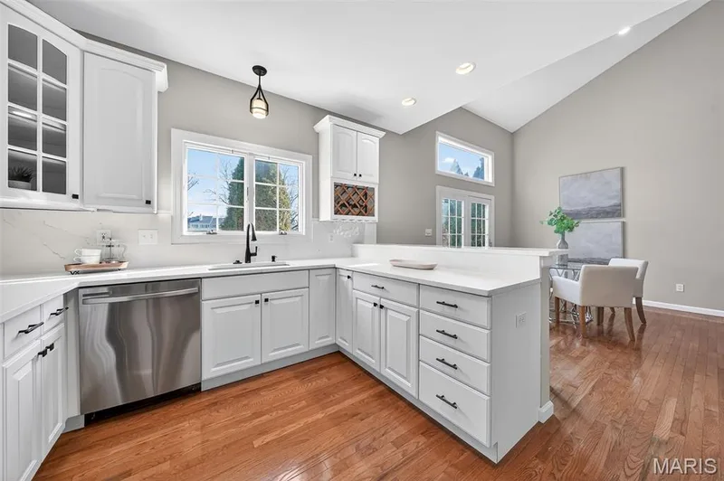 112 Wake Forest Place, O'Fallon, MO 63368 — listing photo 17 of 57