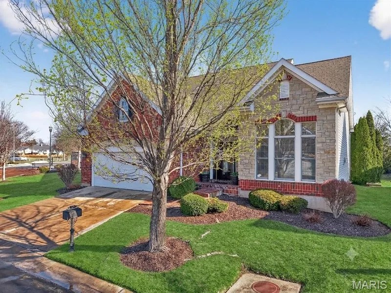 112 Wake Forest Place, O'Fallon, MO 63368 — listing photo 1 of 57