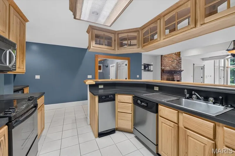 1252 Pinehurst Club Court, O'Fallon, MO 63366 — listing photo 34 of 76