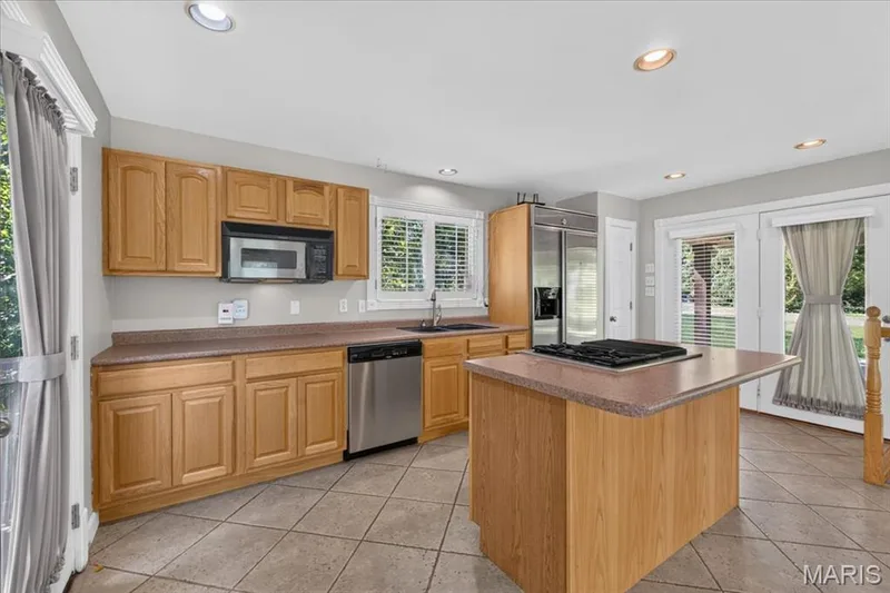 1252 Pinehurst Club Court, O'Fallon, MO 63366 — listing photo 58 of 76
