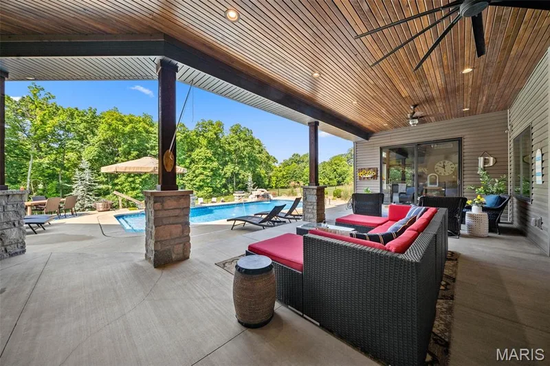 32 Taylors Way, Foristell, MO 63348 — listing photo 3 of 99
