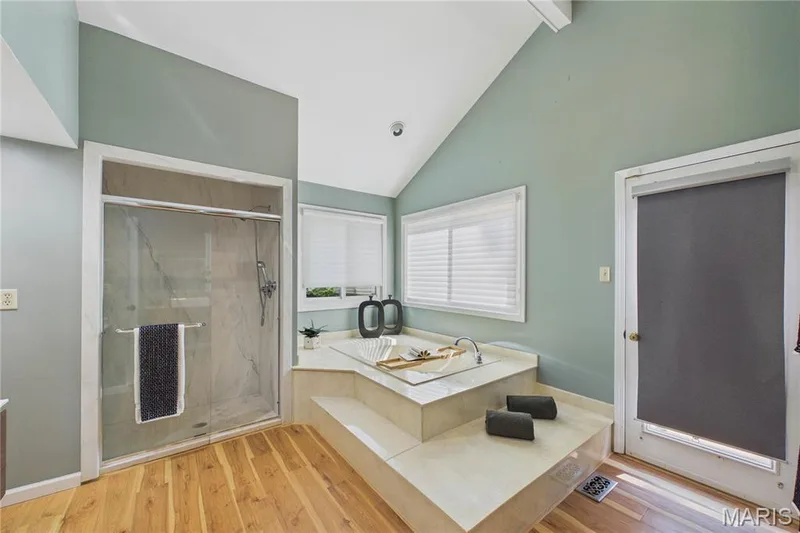 14292 Cedar Springs Drive, Chesterfield, MO 63017 — listing photo 12 of 39