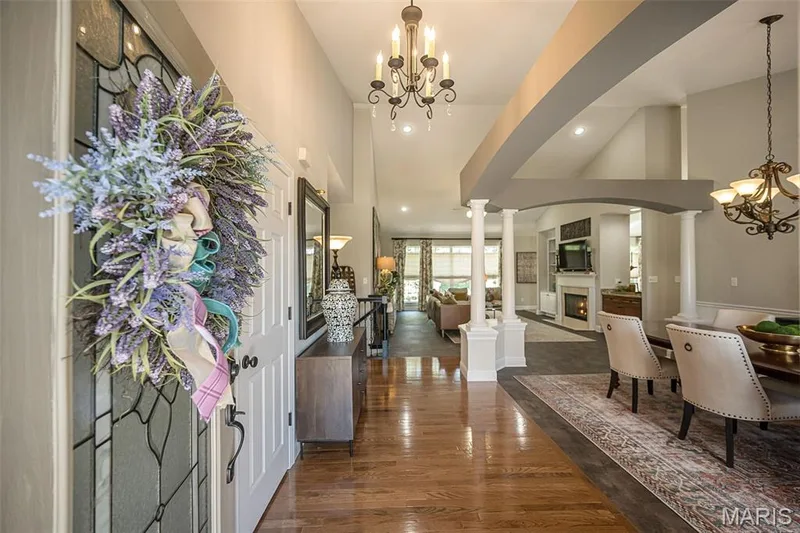 233 Fox Haven Drive, O'Fallon, MO 63368 — listing photo 3 of 66