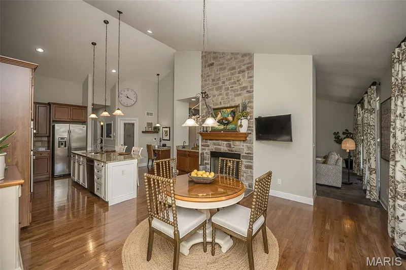 233 Fox Haven Drive, O'Fallon, MO 63368 — listing photo 15 of 66