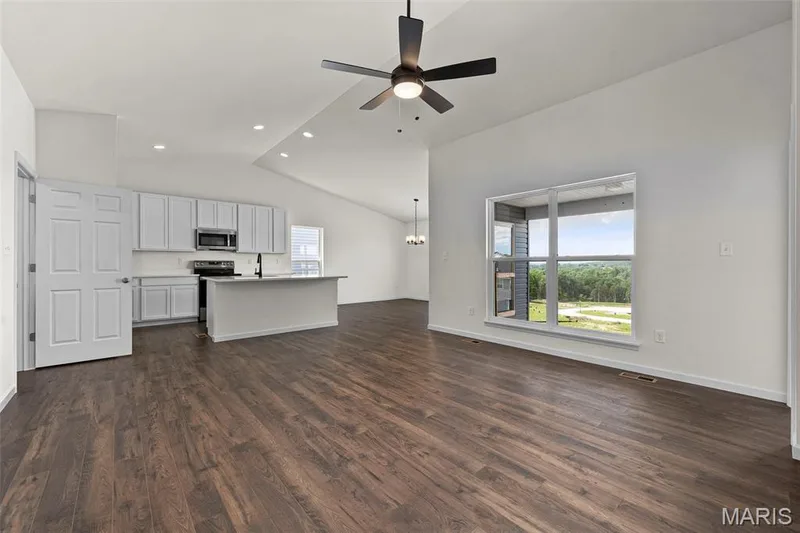 540 Apple Orchard Lane, O'Fallon, MO 63385 — listing photo 15 of 19