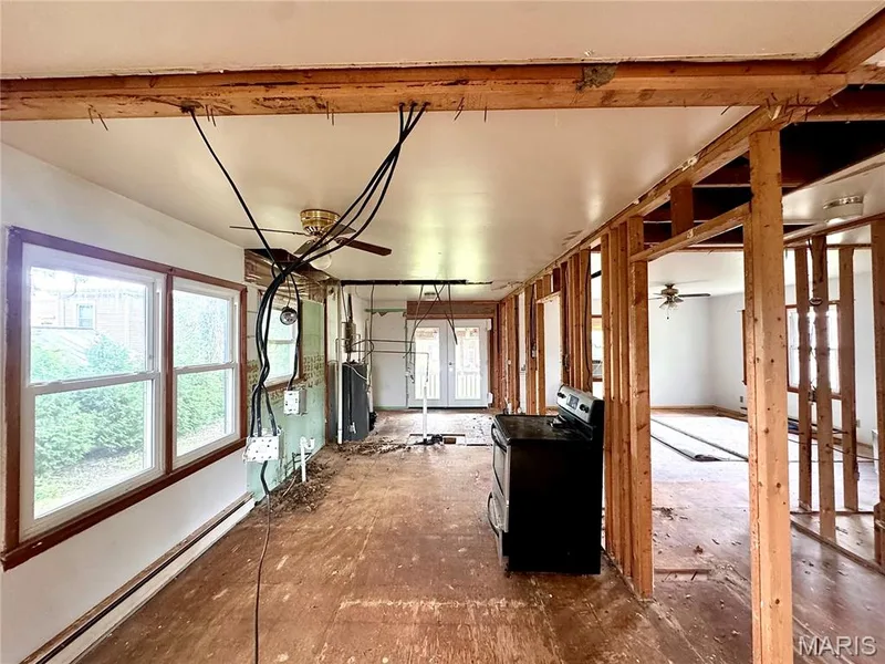 235 Green Street, Augusta, MO 63332 — listing photo 7 of 16