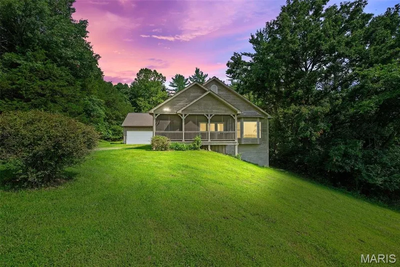 19037 Foxrun Hollow Lane, Wildwood, MO — listing photo 1