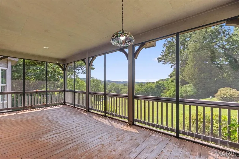 19037 Foxrun Hollow Lane, Wildwood, MO 63069 — listing photo 27 of 49