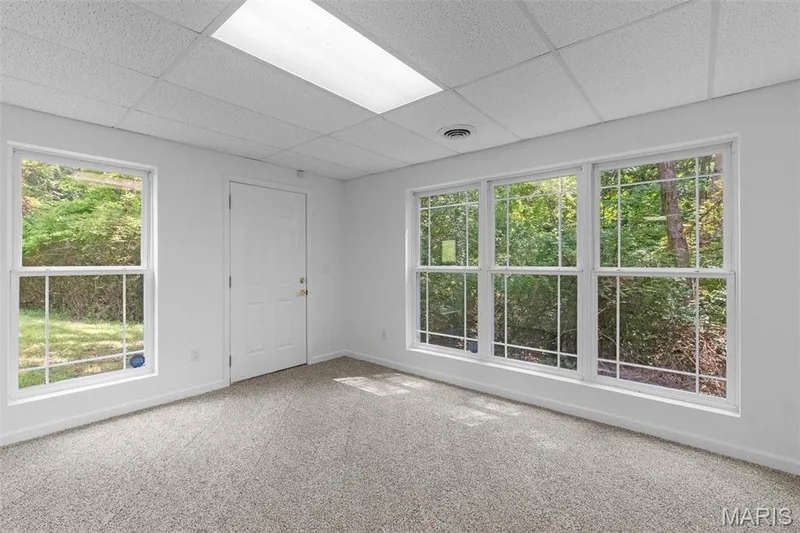 19037 Foxrun Hollow Lane, Wildwood, MO 63069 — listing photo 32 of 49