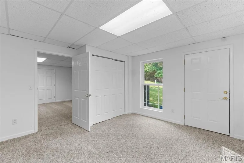 19037 Foxrun Hollow Lane, Wildwood, MO 63069 — listing photo 33 of 49