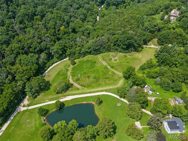 19037 Foxrun Hollow Lane, Wildwood, MO 63069 — listing photo 45 of 49