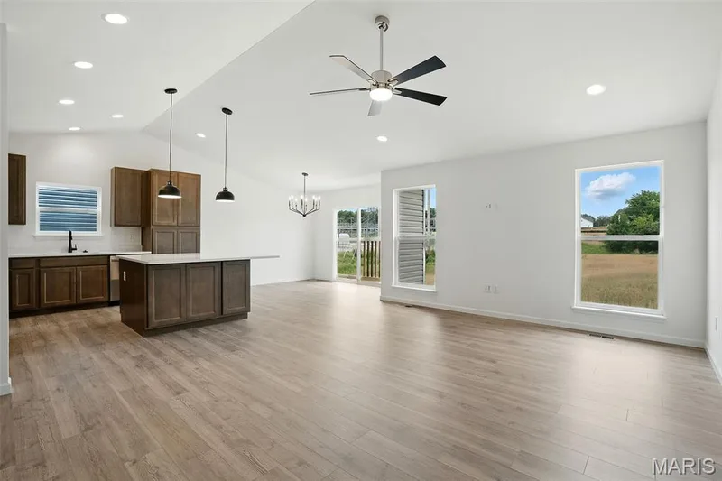383 Butterfly Garden Lane, Wentzville, MO 63385 — listing photo 14 of 20