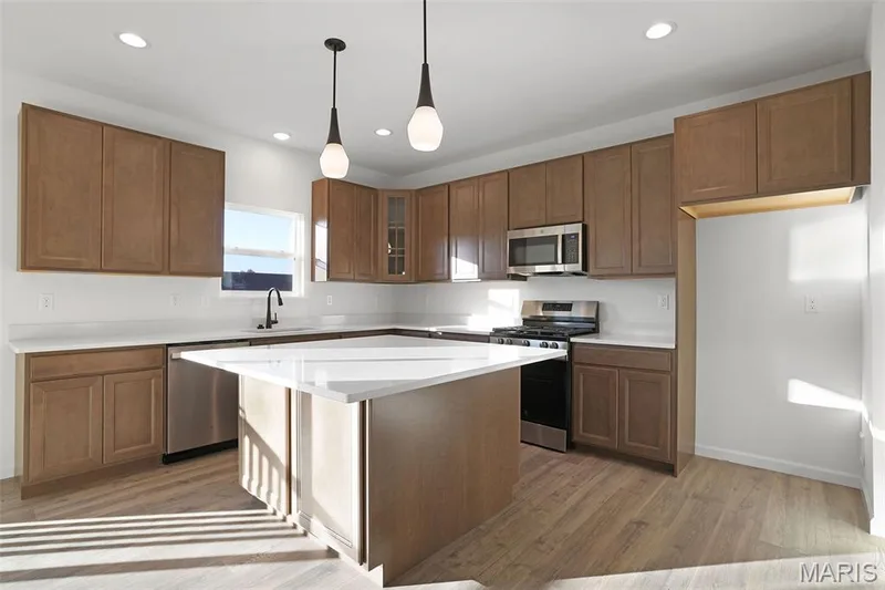 205 Windmill View, Wentzville, MO 63385 — listing photo 12 of 25