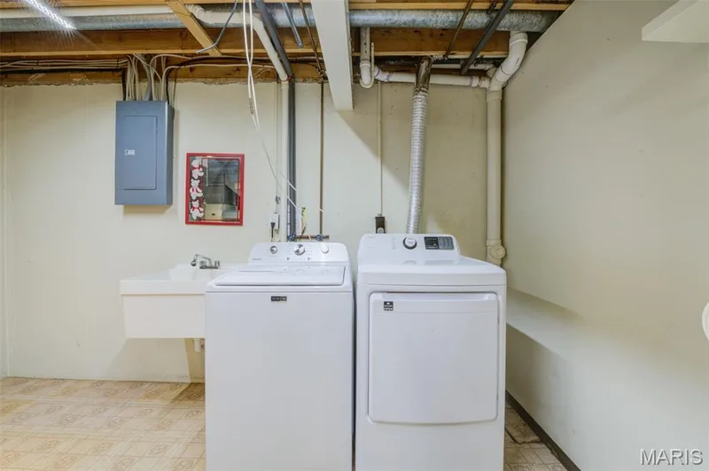 Laundry is in the lower level - again with plenty of space. — 1647 Chapman Court, St Charles, MO 63303