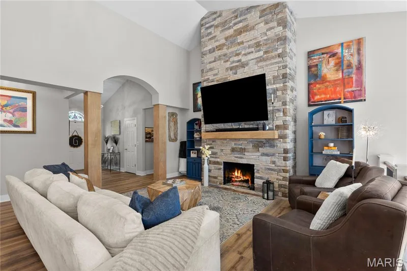 52 Moorings Drive, Lake St. Louis, MO 63367 — listing photo 13 of 62