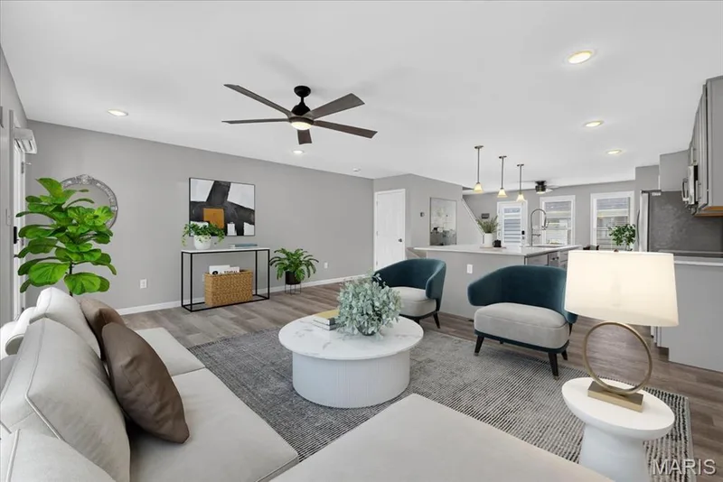 Open layout for easy living — 208 Freehold Rock Way, St Charles, MO 63301