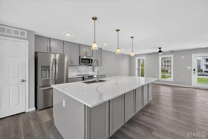 208 Freehold Rock Way, St Charles, MO 63301 — listing photo 14 of 62