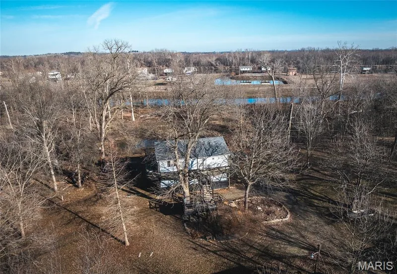 10 Lehmond Island Road, St Charles, MO 63301 — listing photo 3 of 54