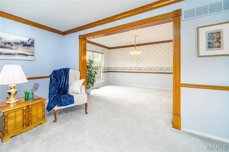 1576 Englebrook Drive, Wildwood, MO 63011 — listing photo 8 of 37