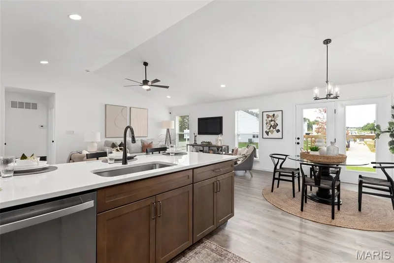 2 Aspen at Wilmer Valley, Wentzville, MO 63385 — listing photo 8 of 26