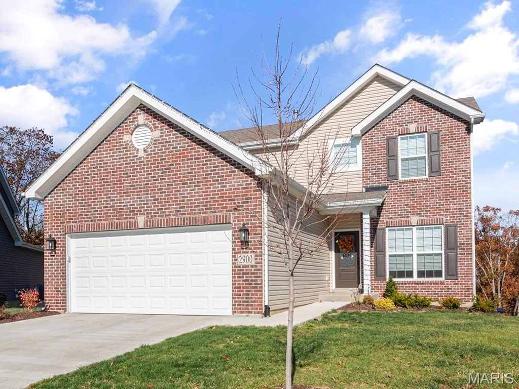2 Berwick at Wilmer Valley, Wentzville, MO 63385 — listing photo 1 of 27