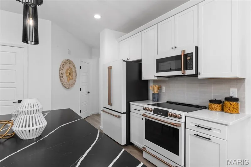 2 Berwick at Wilmer Valley, Wentzville, MO 63385 — listing photo 6 of 27