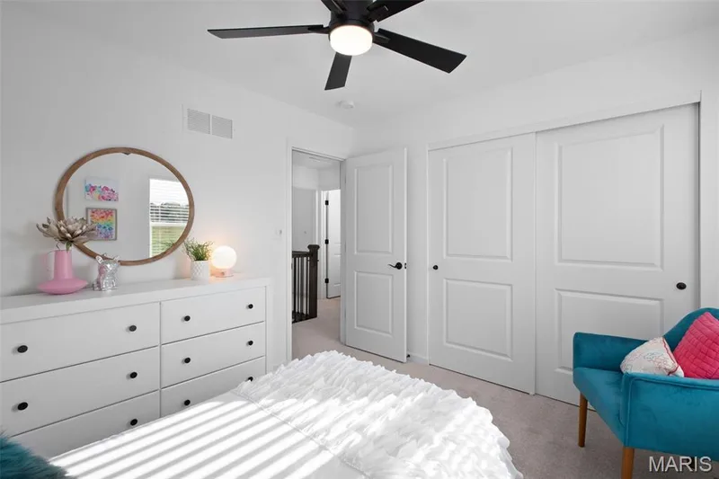 2 Royal II at Wilmer Valley, Wentzville, MO 63385 — listing photo 10 of 33