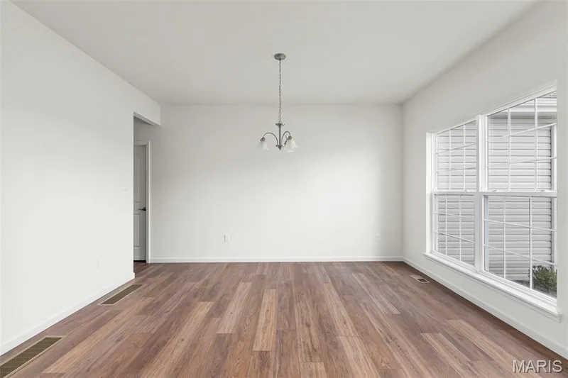 2 Sequoia at Wilmer Valley, Wentzville, MO 63385 — listing photo 3 of 29